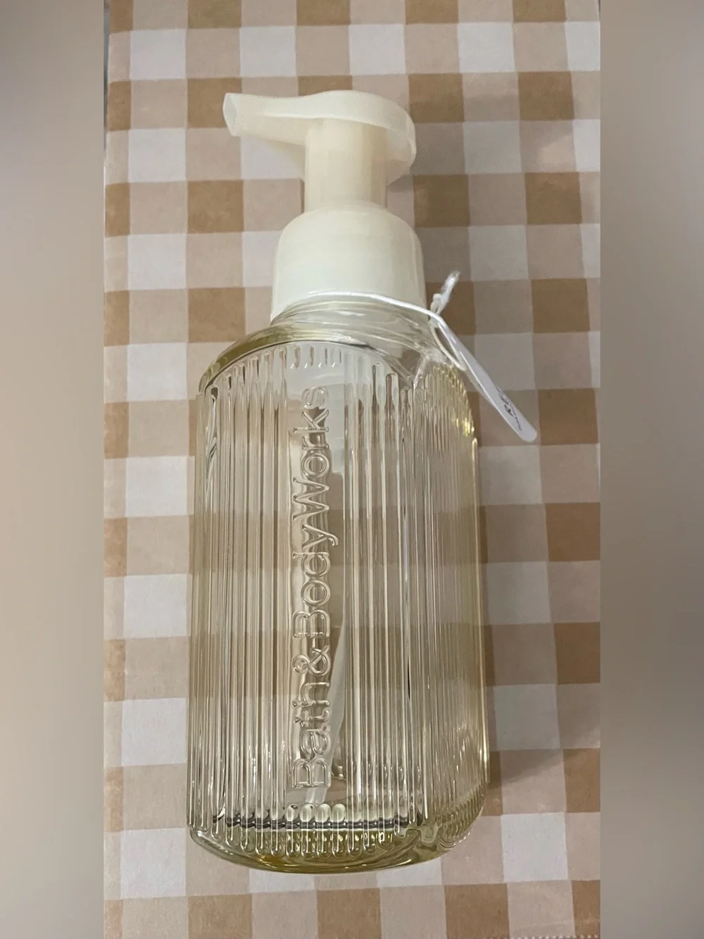 Bath & Body Works Cream Glass Vertical Lines Foam Soap Dispenser NWT